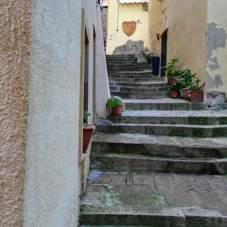 Eleonora D'arborea Appartamento *